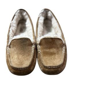 Ugg Taupe Suede Tan Slippers